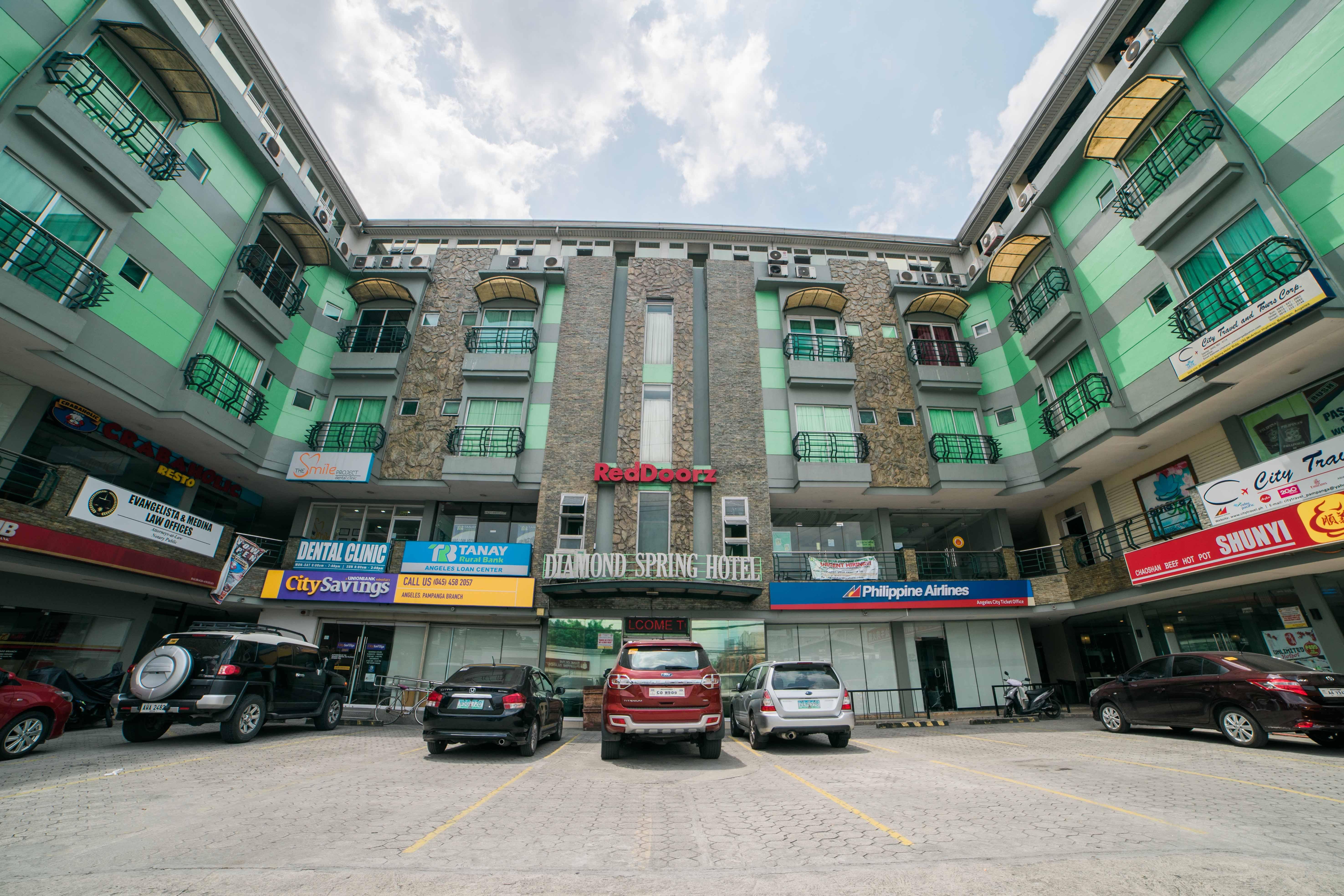 Reddoorz Plus @ Balibago Angeles City Экстерьер фото
