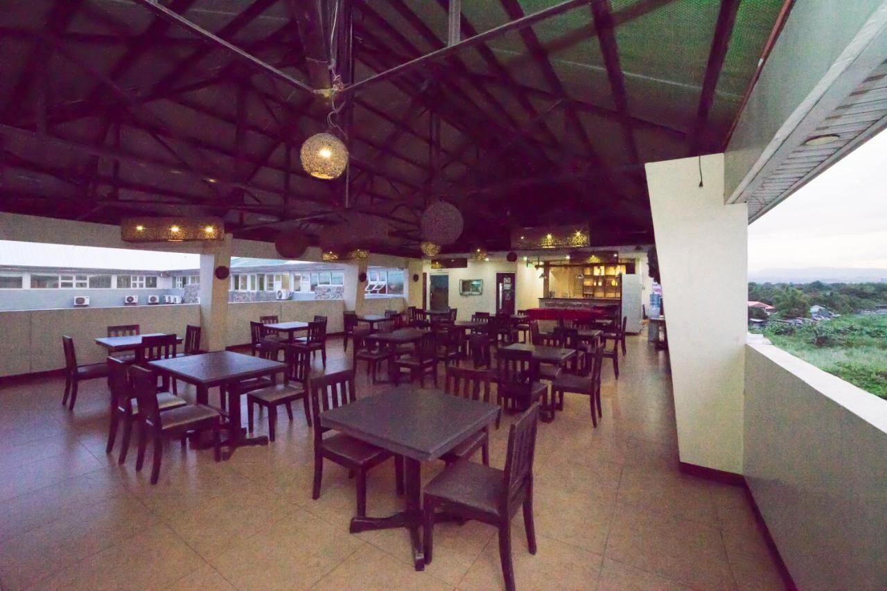 Reddoorz Plus @ Balibago Angeles City Экстерьер фото